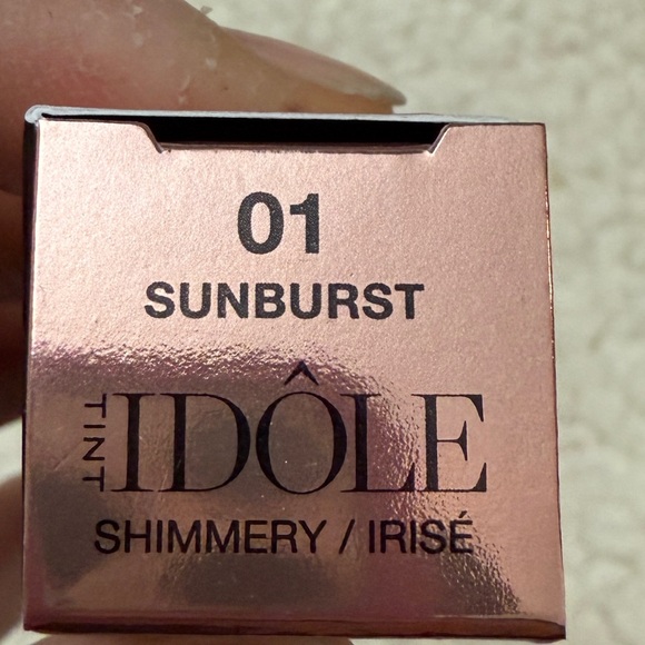 -lLancôme
Idôle Tint Liquid Eyeshadow & Eyeliner SUNBURST 01 - Picture 3 of 7